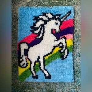 Vintage hand woven latch hook unicorn rainbow wall hanging rug decor